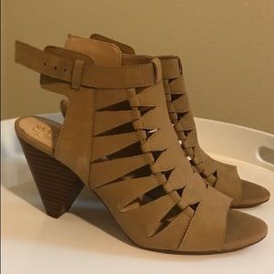 Vince Camuto Wedges